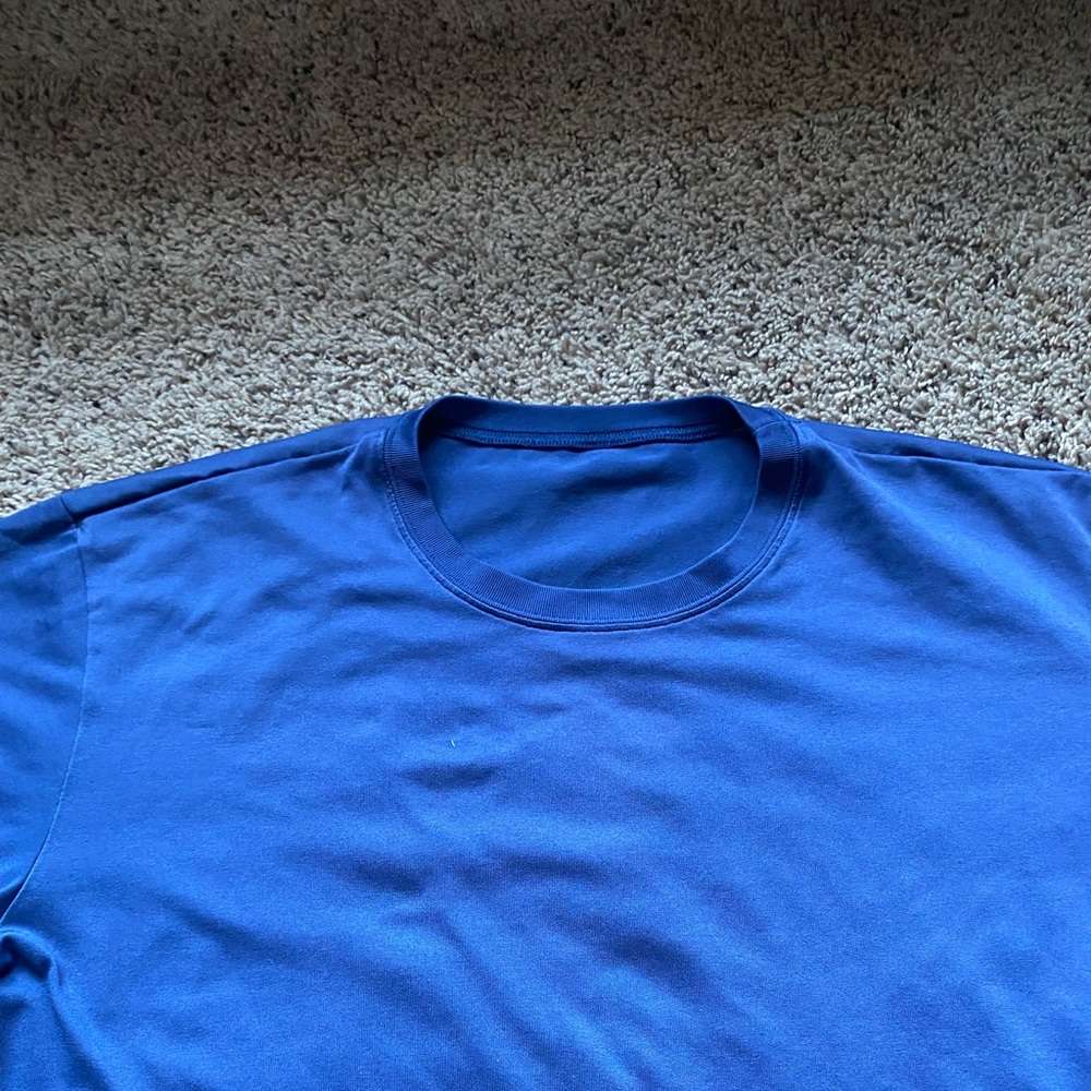 Patagonia Activewear T-shirt XL Blue Tshirt